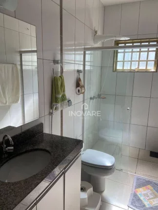 Imagem Casa com 3 dormitórios à venda, 260 m² por R$ 700.000,00 - Residencial Jardim Primavera - Itumbiara/GO