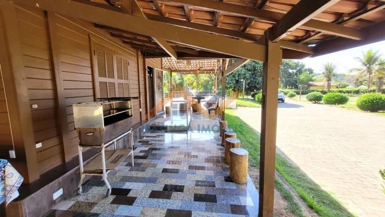Imagem Chácara no Residencial Porto Seguro - Caratinga