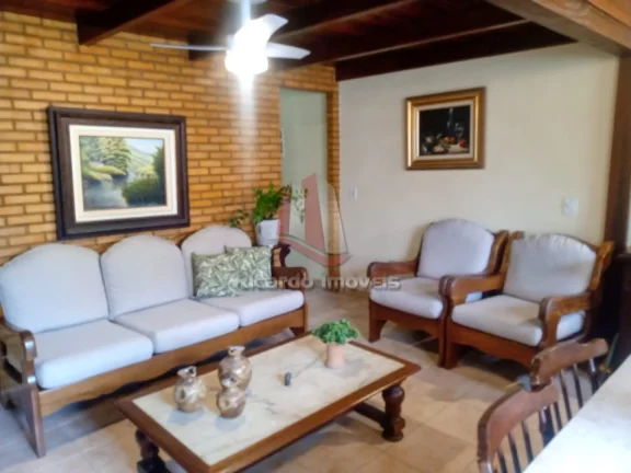 Imagem Casa Duplex à Venda c/ 2 Suítes c/ 80 m² Peró