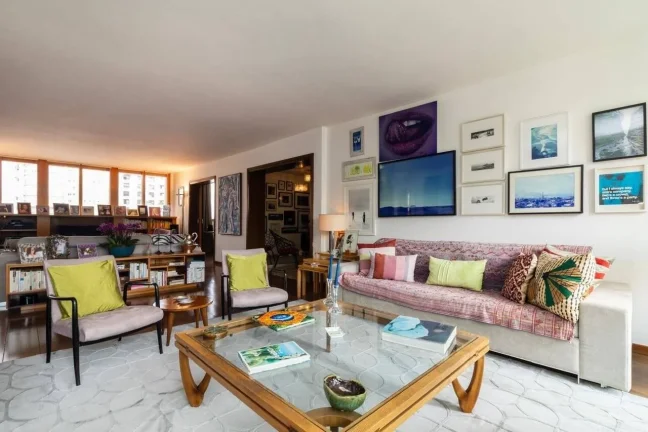 Imagem Apartamento Jardim Paulista - 256M², 3 Dorms, 1 Suíte, 3 Vagas, Armários.