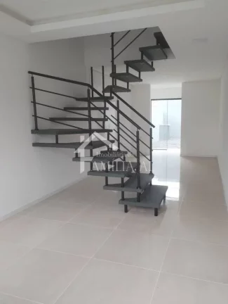 Imagem Geminado no Jardim Iririú com 72m²