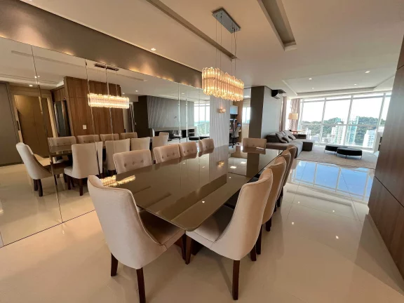 Imagem Apartamento com 4 suítes e 3 vagas de garagem em Balneário Camboriú/SC