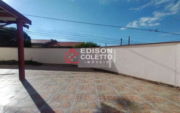 Imagem Charmosa Casa Reformada à Venda no Jardim São Paulo, Piracicaba!!