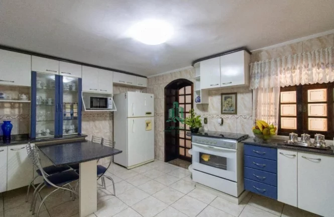 Imagem Casa com 3 dormitórios à venda, 223 m² por R$ 1.084.900,00 - Vila Galvão - Guarulhos/SP