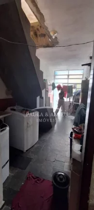 Imagem Casa de 162m², 6 Cômodos, 1 Suíte, 1 Vaga, Escritura no Jardim Zaíra 2, Mauá-SP