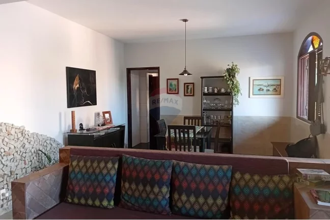 Imagem Casa de Luxo Excelente Oportunidade
