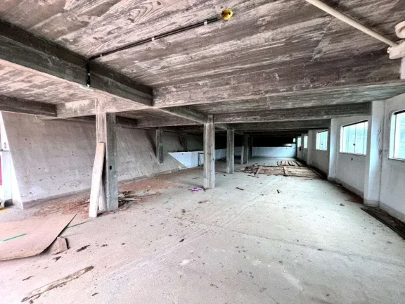 Imagem Loja para alugar em Barbacena, Grogotó, 682m2