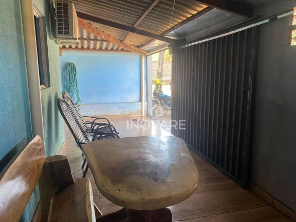 Imagem Casa com 3 dormitórios à venda por R$ 350.000,00 - Setor Buritys - Itumbiara/GO