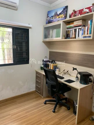 Imagem Casa em excelente localizaÃ§Ã£o, prÃ³xima ao centro da cidade e Ã  todo comÃ©rcio local, alÃ©m de fÃ...