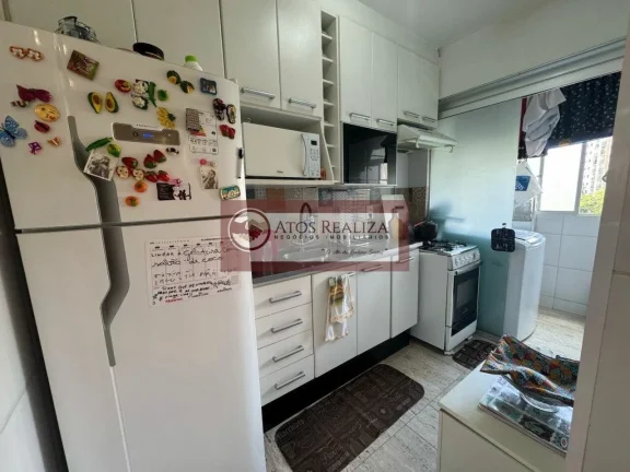 Imagem Vendo Apartamento de 2 Dormitirio com planejados, Cozinha com planejados, 1 vaga de garagem, 50m² e LAZER completo, R$320mil OPORTUNIDADE.