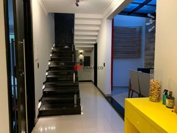 Imagem Sobrado à venda 3 Quartos, 1 Suite, 2 Vagas, 120M², Barcelona, São Caetano do Sul - SP