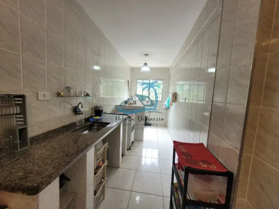 Imagem Ótimo apartamento com 2 dormitórios a venda a 3 quadradas da orla do Perequê-Açu - em Ubatuba.