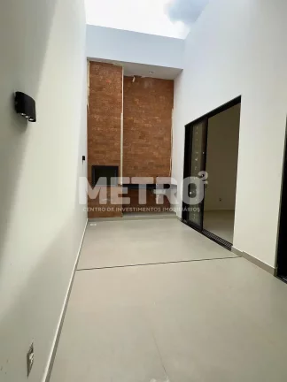 Imagem Casa à venda no Cond. Prime 3 suítes, uma com closet, PETROLINA - PE