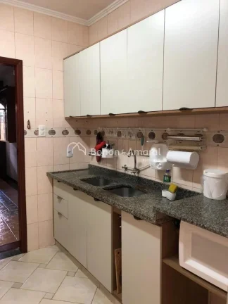 Imagem Encantadora residência com 180m² de construção, perfeita para quem busca conforto, praticidade e...
