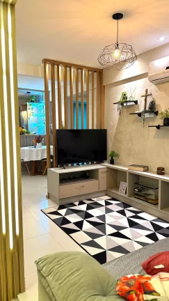 Imagem Apartamento mobiliado com 2 suítes e 1 vaga de garagem em Balneário Perequê