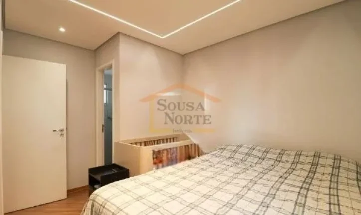 Imagem Apartamento de 84 m², com 3 dormitórios, sendo 1 suíte, 2 banheiros e 2 vagas de garagem, localiz...