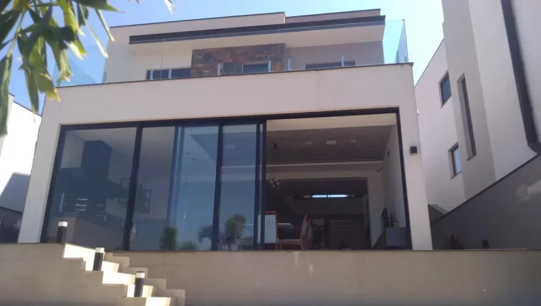 Imagem Lindo sobrado no condomínio Ibiaram 2 a venda em Itupeva