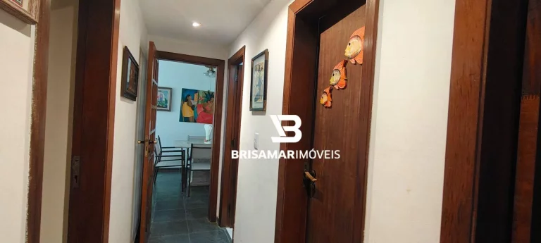 Imagem PITANGUEIRAS- NO CALÇADÃO COM MARAVILHOSA VISTA MAR , GARAGEM DEMARCADA NO PRÉDIO.