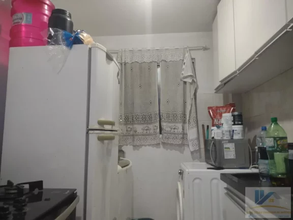 Imagem Apartamento para Venda em Curitiba, Sítio Cercado, 2 dormitórios, 1 banheiro, 1 vaga
