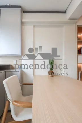 Imagem Apartamento na região de Pinheiros com 1 dormitório e 1 vaga, 30m²