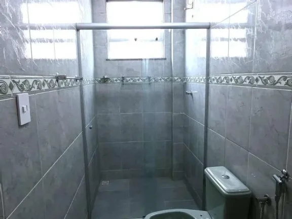 Imagem Praticidade e Conforto: Apartamento com Suíte e Garagem Coberta no bairro Santa Cecília.