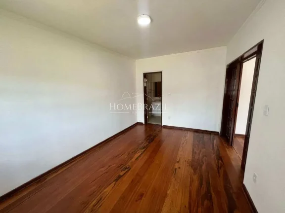 Imagem Casa à venda, com 4 quartos, 235m2