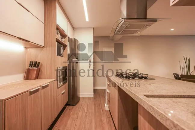 Imagem Apartamento na Pompeia com 87m², 3 quartos( 1 sui­te ) e 2 vagas.