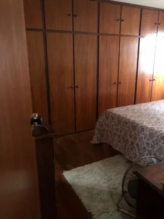 Imagem Ótimo apartamento no centro com 2 quartos sendo 1 suíte, sala 2 ambientes, cozinha, escritório, 1...