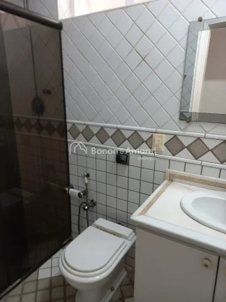Imagem Localizada no sofisticado Residencial Parque dos Ipês, esta casa impressiona pelo espaço generoso ...