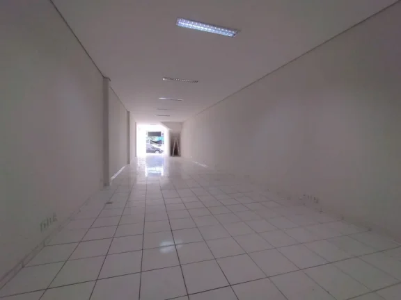 Imagem Barracão comercial , amplo com ótima metragem ,contendo copa , 2 banheiros , localizado em Santa T...