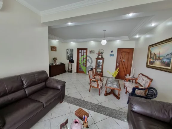 Imagem Apartamento com 3 dormitórios e 135m² à venda - Gonzaga - Santos/SP
