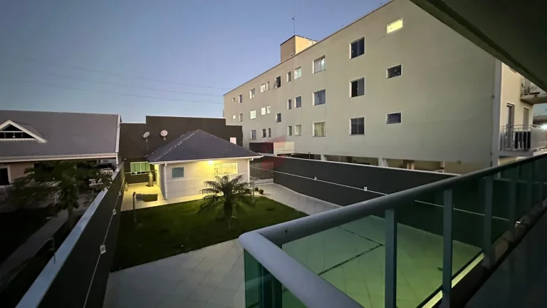 Imagem CASA com 3 dormitórios à venda com 576m² por R$ 1.630.000,00 no bairro Vargem Grande - PINHAIS / PR