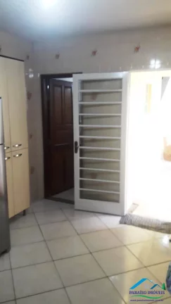 Imagem Casa à venda em Paraisópolis, MG. 4 quartos e 3 vagas coberta.