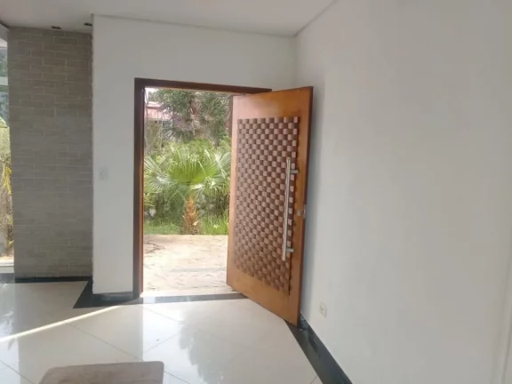 Imagem Casa com 3 dormitórios à venda, 220 m² por R$ 850.000,00 - Ipelândia - Suzano/SP