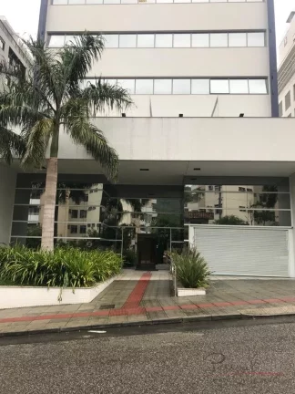 Andar corporativo no Infinity Office, Itacorubi. Espaços criados para a realização de sonhos e em...