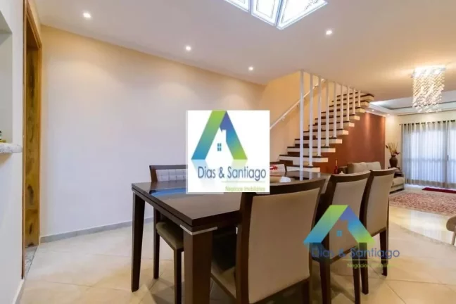 Imagem Sobrado com 3 dormitórios, 3 suítes à venda, 180 m² por R$ 798.000,00 - Jardim Patente Novo - São Paulo/SP