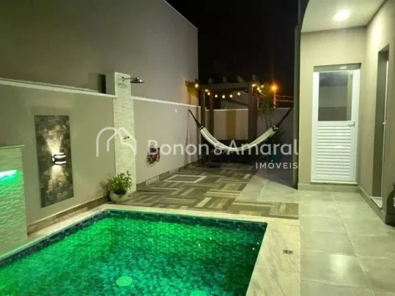 Imagem Casa à Venda no Condomínio Vila do Sol, 3 suítes com piscina em Valinhos-SP