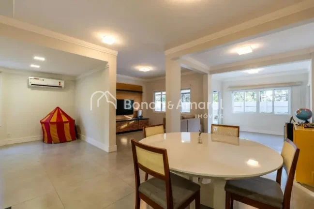Imagem Casa à venda no condomínio Notre Dame, Campinas, em um ambiente tranquilo e exclusivo. Recentement...