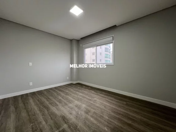 Imagem Locação Anual Apartamento Alto Padrão com churrasqueira á carvão e uma linda vista em Balneário Camboriú