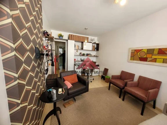 Imagem Ampla Sala comercial em Icaraí, com todo comércio no entorno, bancos, restaurantes, condução na porta, vaga de garagem na escritura. Oportunidade!