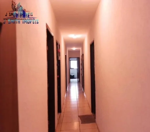 Imagem CASA TÉRREA EM CONDOMÍNIO NA REGIÃO DA GRANJA VIANA, KM 24.
5 DORMS (1 suíte), AC. 300m2, TERREN...