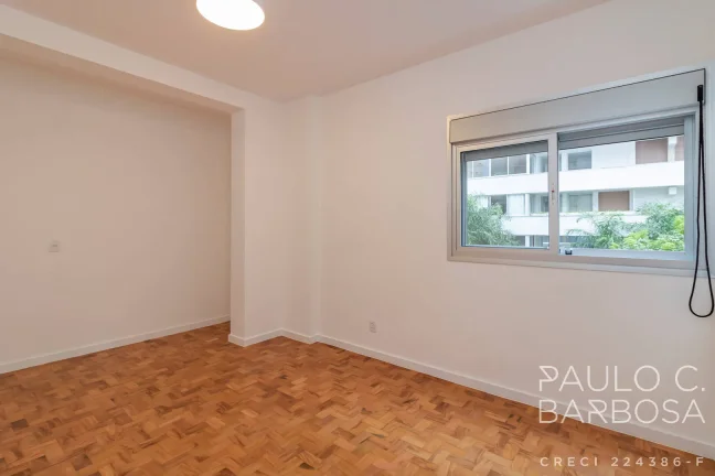 Imagem Higienópolis 3 Dormitórios (1 Suíte) - 1 Vaga - 130m² - Reformado