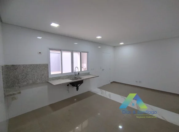 Imagem Casa Padrão!! 4 quartos com suites,8 vagas próximo a Sacomã.