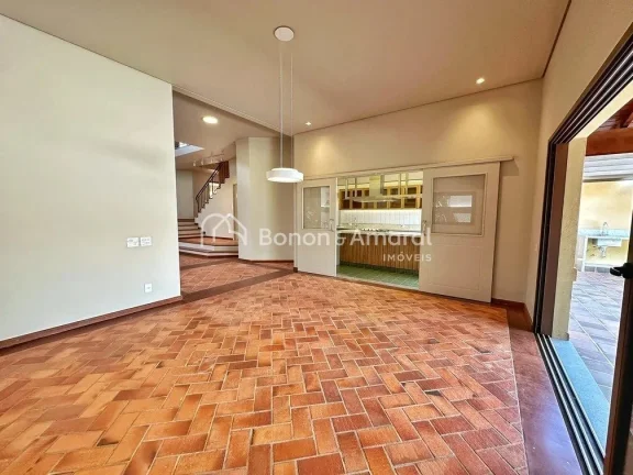 Imagem Casa de Alto Padrão à Venda - Espaço, Conforto e Sofisticação

Esta magnífica residência, loc...