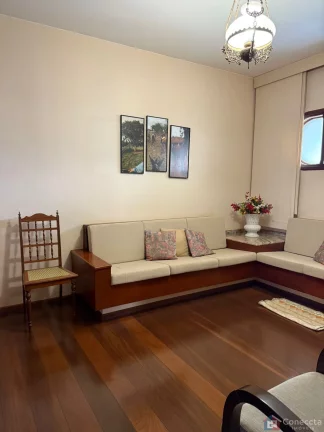 Imagem Casa à Venda no Bairro Sobradinho – 744m² de Lote, 507m² Construídos | Patos de Minas