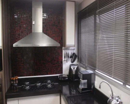 Imagem Imperdível oportunidade de investimento em Guarujá-SP: Apartamento de 3 quartos, 1 suíte, 2 salas, 3 banheiros, 2 vagas de garagem, 111,00 m² na Pitangueiras.