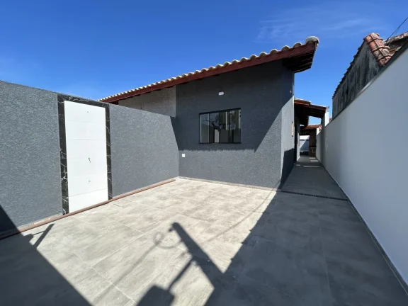 Casa para Venda em Itanhaém, Jamaica (Praia), 2 dormitórios, 1 suíte, 2 banheiros, 2 vagas