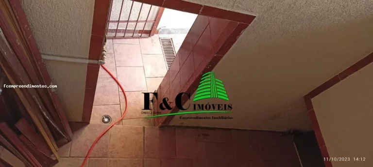 Imagem Casa para Venda em Limeira, Cidade Jardim, 2 dormitórios, 2 banheiros, 2 vagas