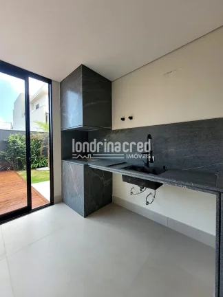 Imagem Casa de Alto Padrão no Condomínio Bella Vitta com 4 Suítes, Piscina, Área Gourmet e 236m² de Construção