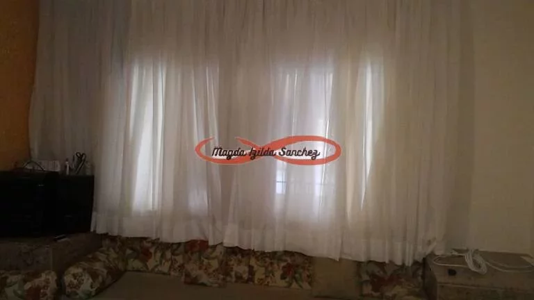 Imagem CASA À VENDA NA PRAIA GRANDE - BAIRRO MARACANA.